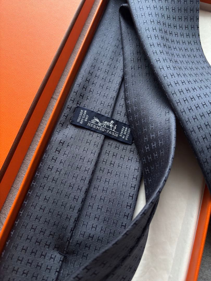 値下げ⌘未使用 エルメス HERMES ファソネ H柄 ネイビー 8cm