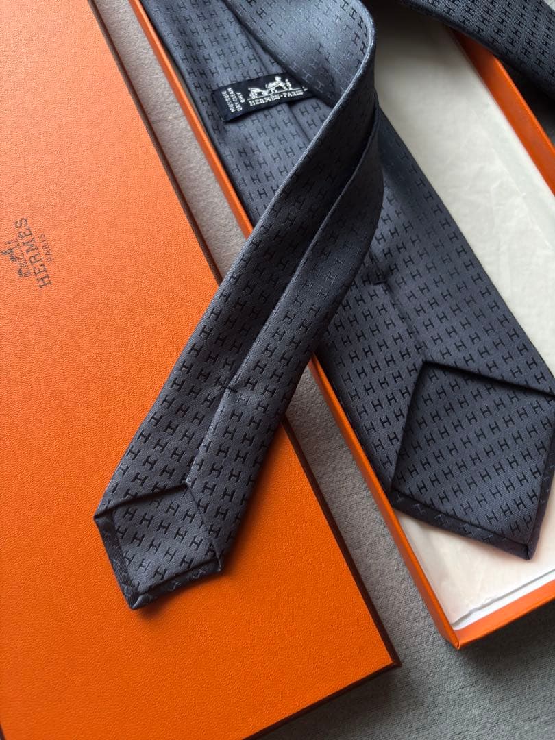 値下げ⌘未使用 エルメス HERMES ファソネ H柄 ネイビー 8cm
