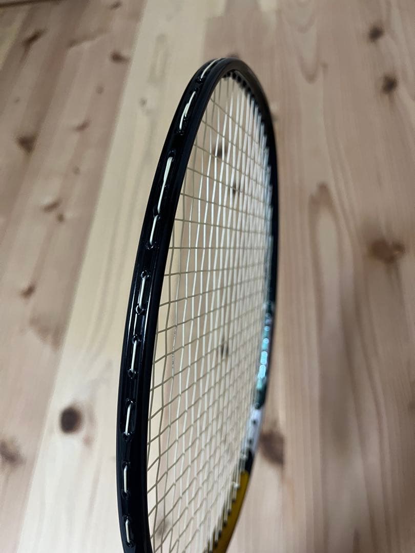 美品YONEX ヨネックスNANOSPEEDナノスピード8000後期廃番65