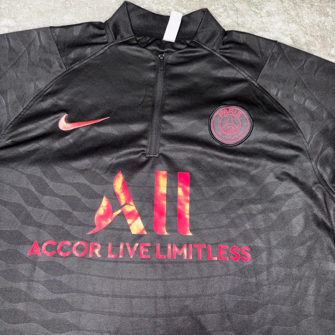 PARIS SAINT GERMAIN NIKE XLドリルトップ　黒　ピンク