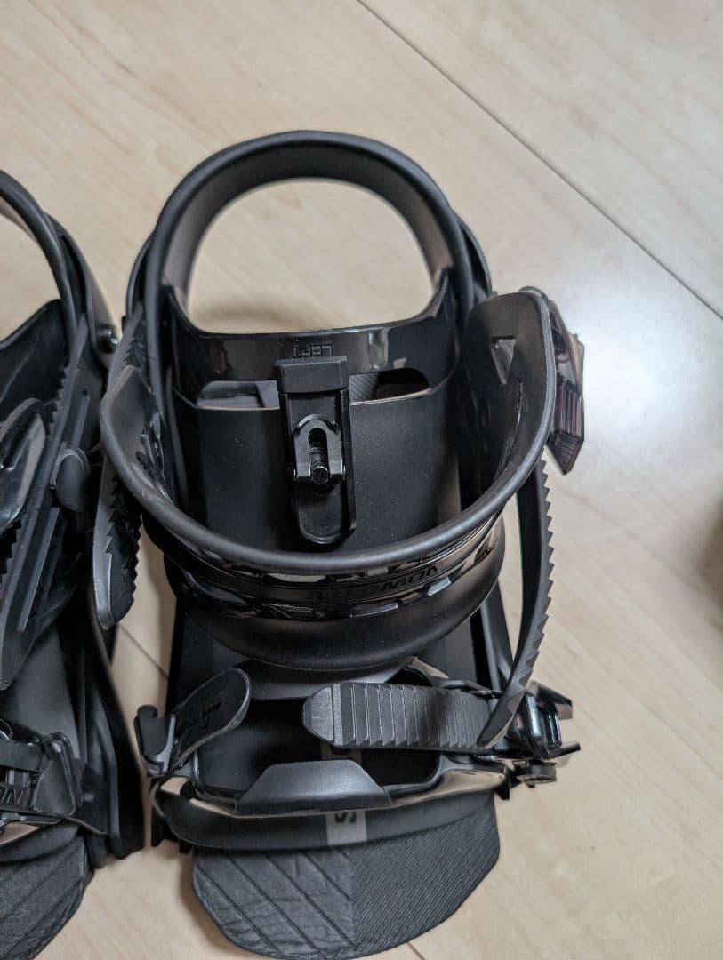 salomon rhythm スノーボードビンディング ブラック M