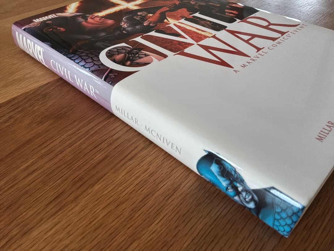 値下げ❗️Civil War ハードカバー CaptainAmerica アメコミ