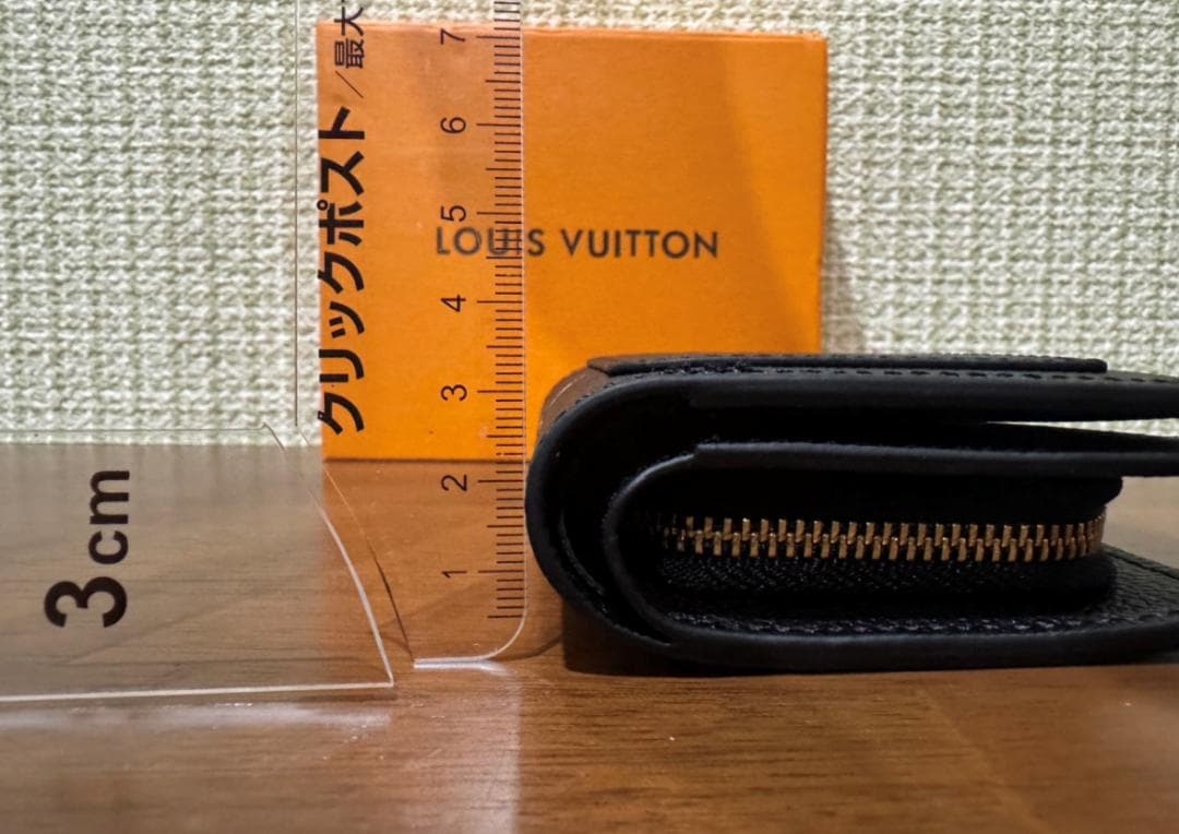 美品 Louis Vuitton 二つ折り財布