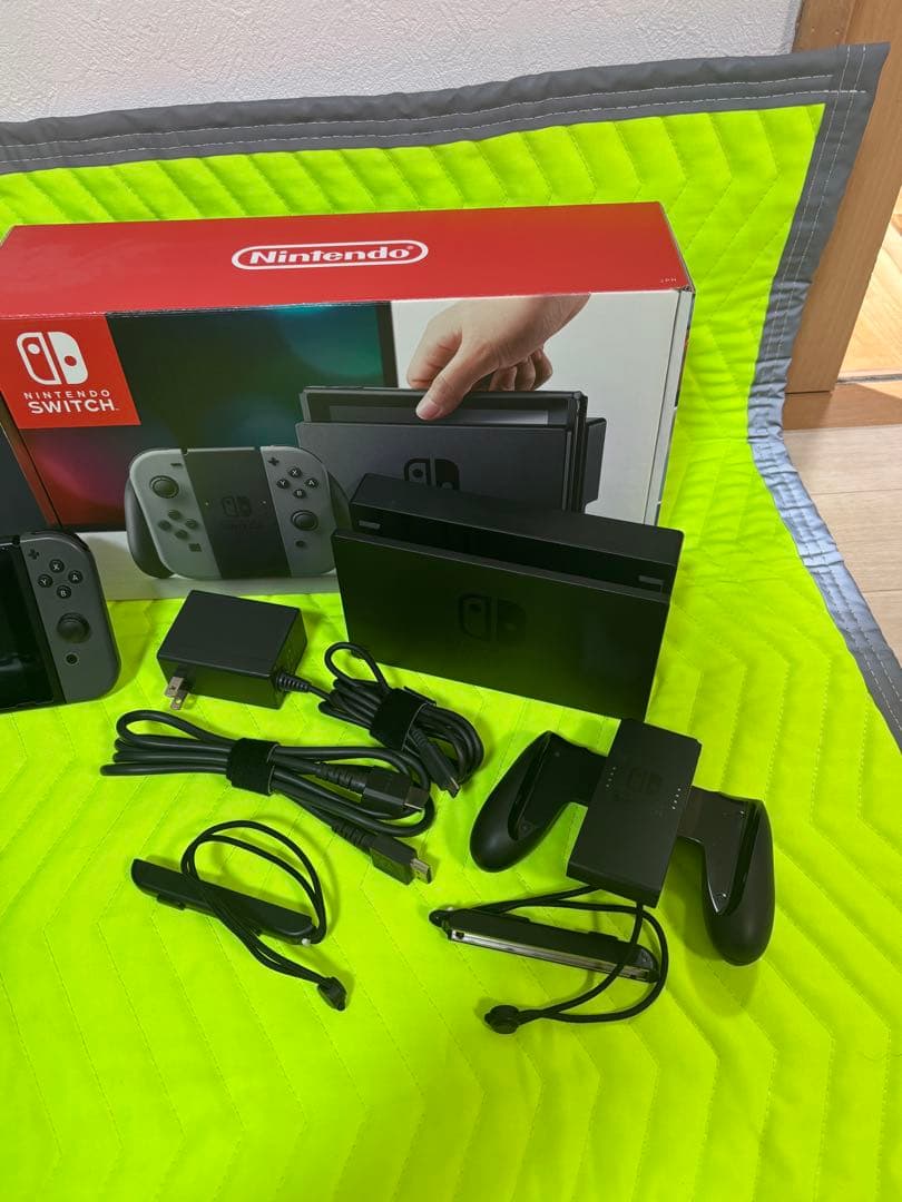 Nintendo Switch 本体 付属品完備　プロコン