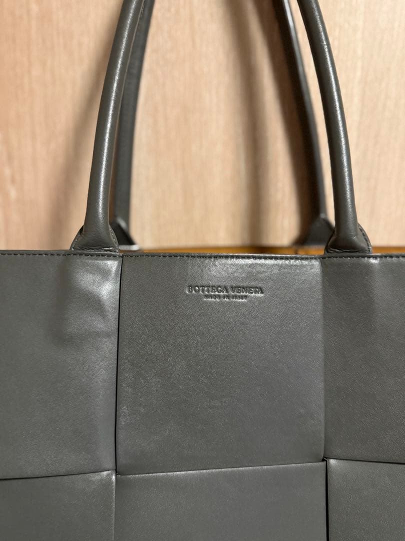 【鑑定済み】定価¥649,000 Bottega Veneta アルコトート