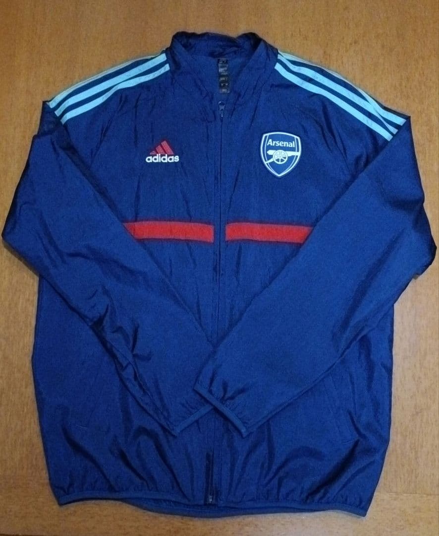 adidas ウィンドブレーカー　アーセナル