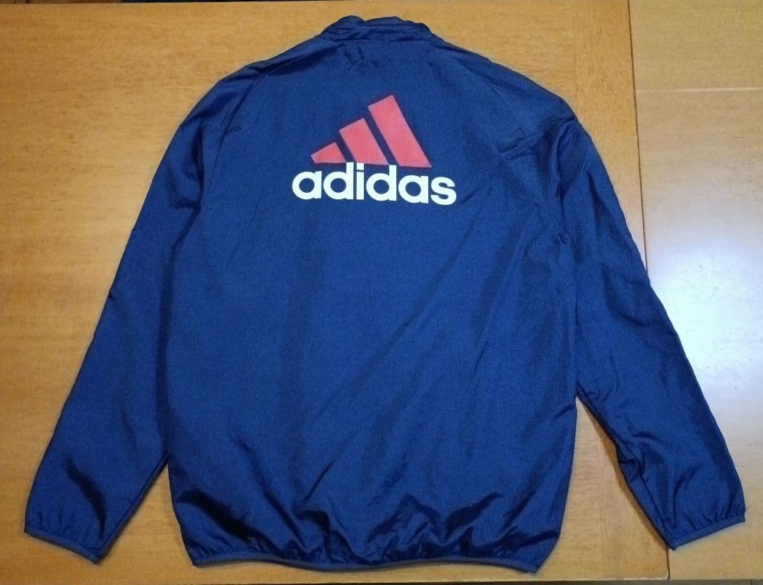 adidas ウィンドブレーカー　アーセナル