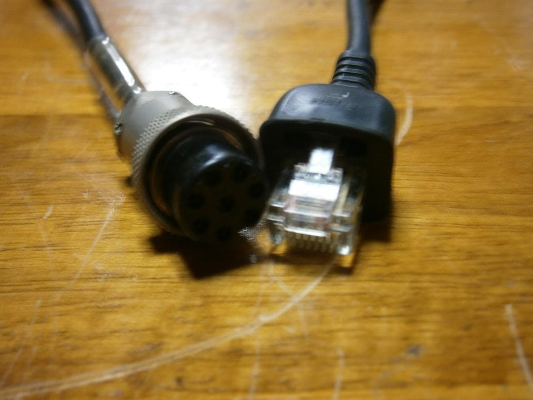 YAESU MD-100A8X ダイナミックマイクロフォン