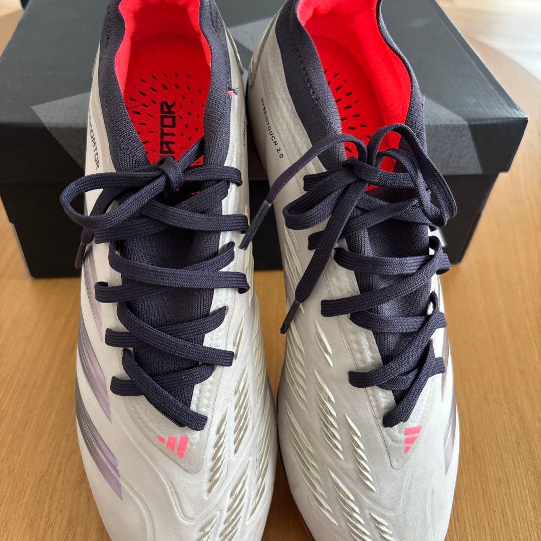 美品　adidas Predator サッカーシューズ　26センチ