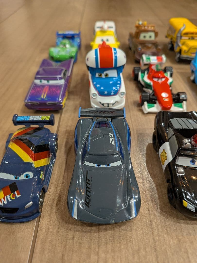 み*み様 トミカ カーズミニカーセット 19台セット売り
