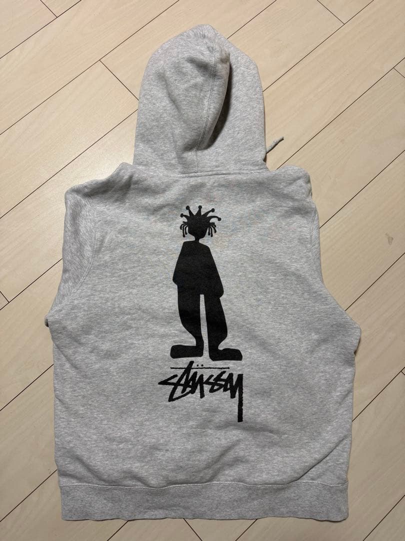 Stussy グレー フード付きパーカー