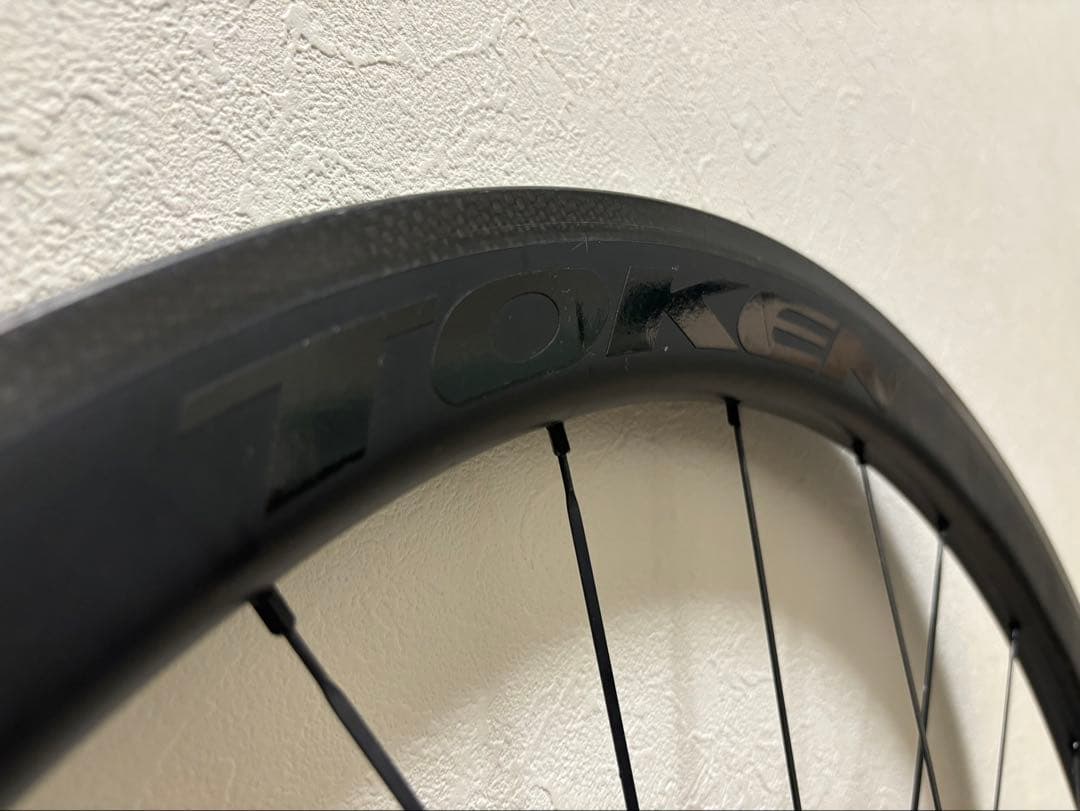再値下げ！TOKEN カーボンホイール　RESOLUTE C45