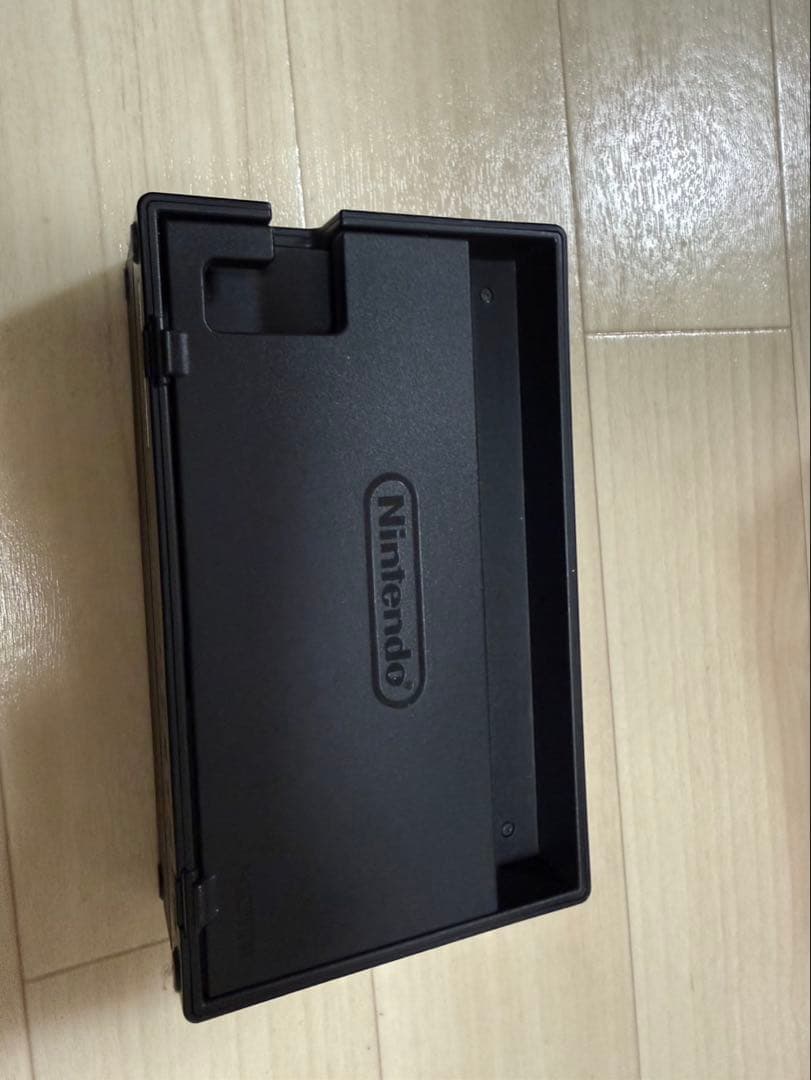 送料無料）Nintendo Switch 付属品完備