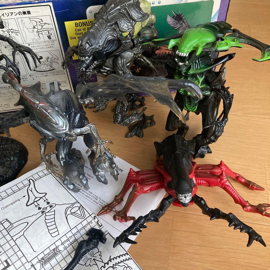 ALIENS QUEEN HIVE PLAYSET 他フィギュア4体セット