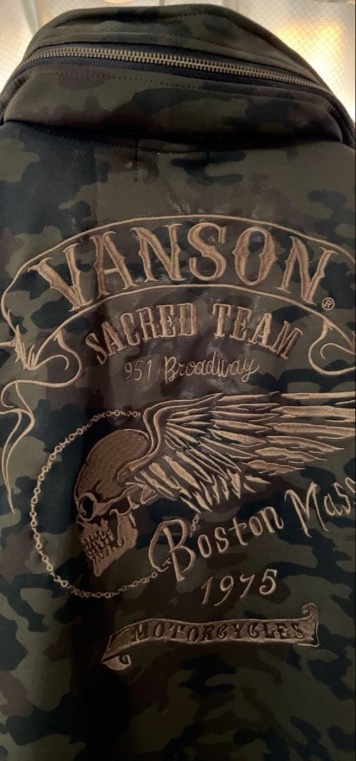 【VANSON】 迷彩　フード付き　トランクジャケット　L