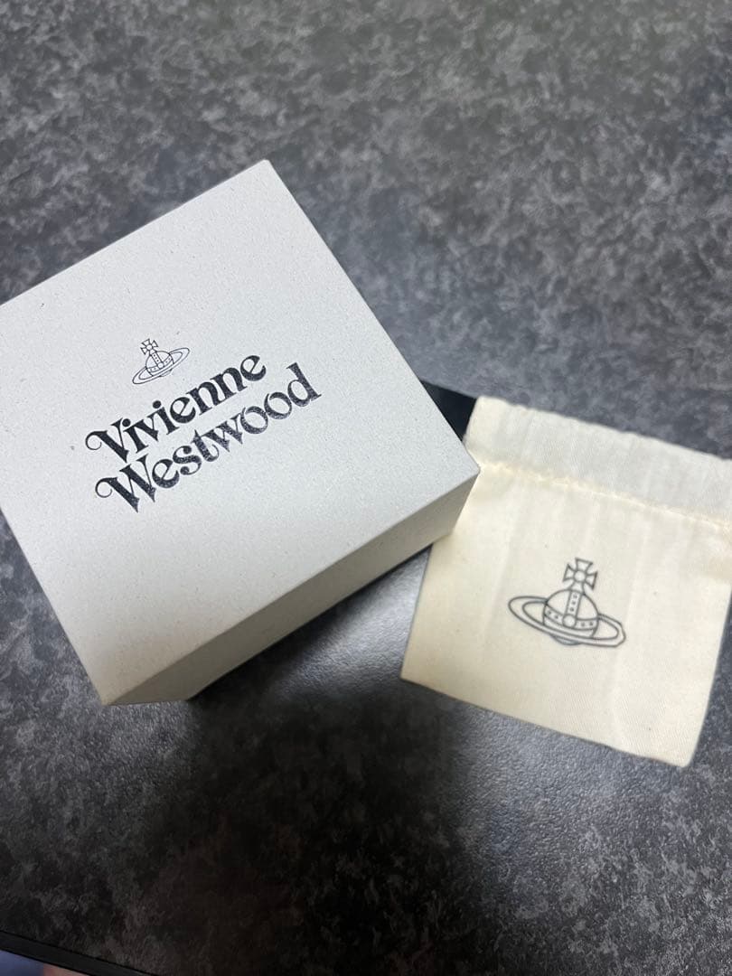 Vivienne Westwood REINA ピアス 片耳
