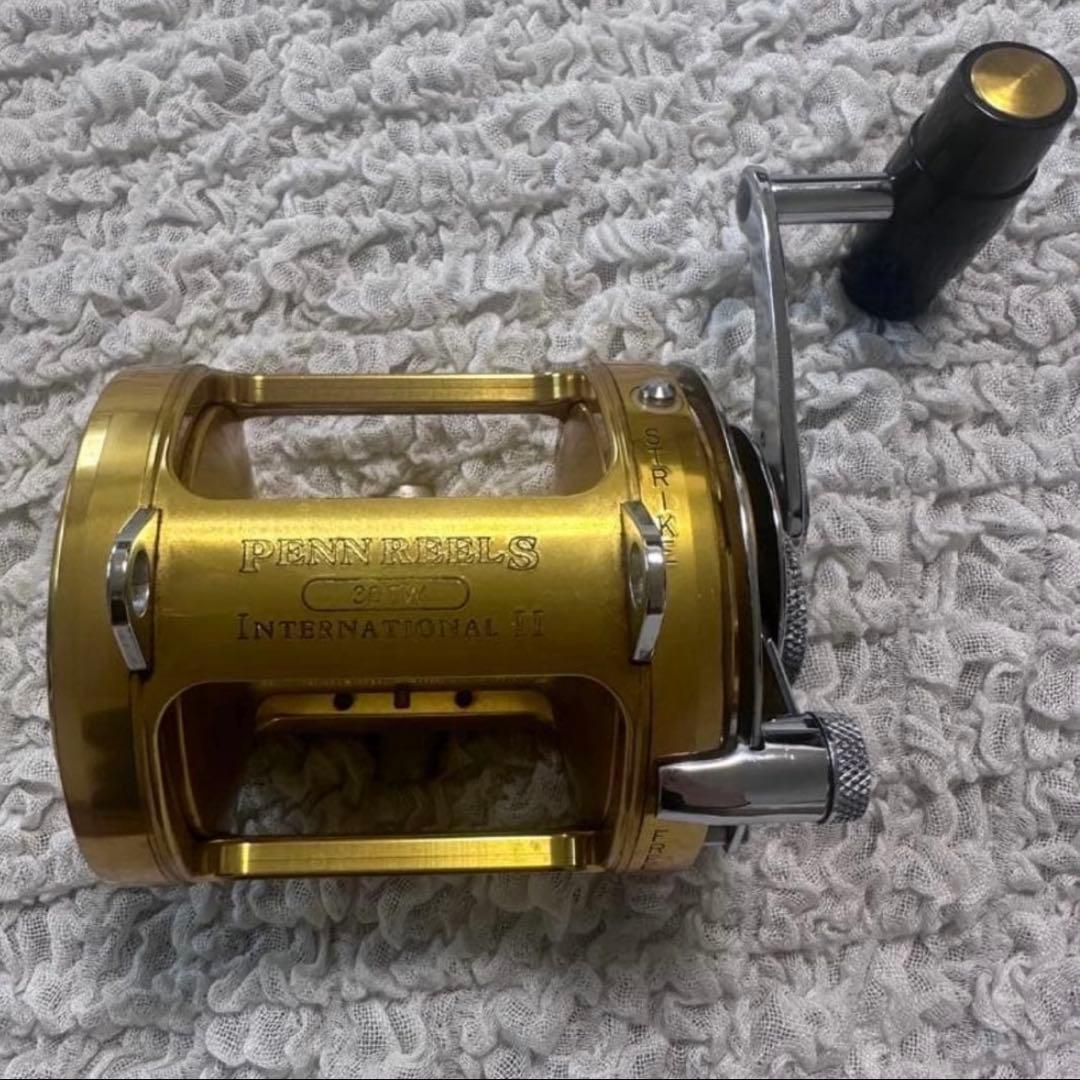 PENN International II 30TW ゴールドリール
