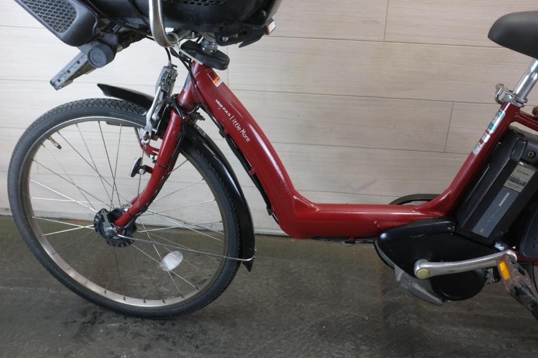 電動自転車 ヤマハPAS　26インチ　3段8.9Ah充電器あり