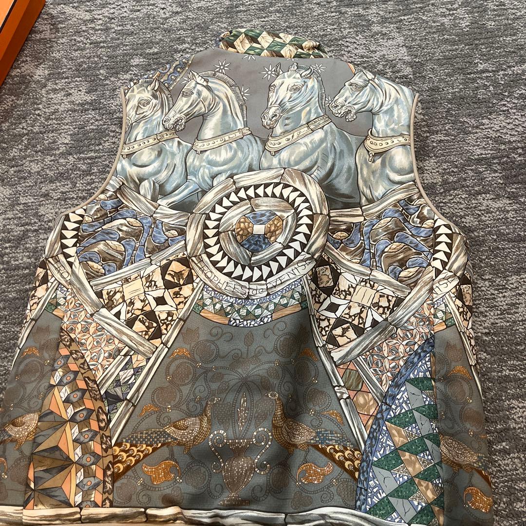 Kumichinさん専用Hermès Rimes 幾何学模様ベスト