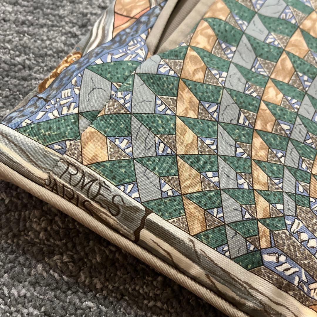 Kumichinさん専用Hermès Rimes 幾何学模様ベスト