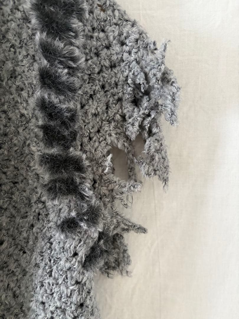 トップス PERVERZE Fluffy-trim Mesh Knit Cardigan