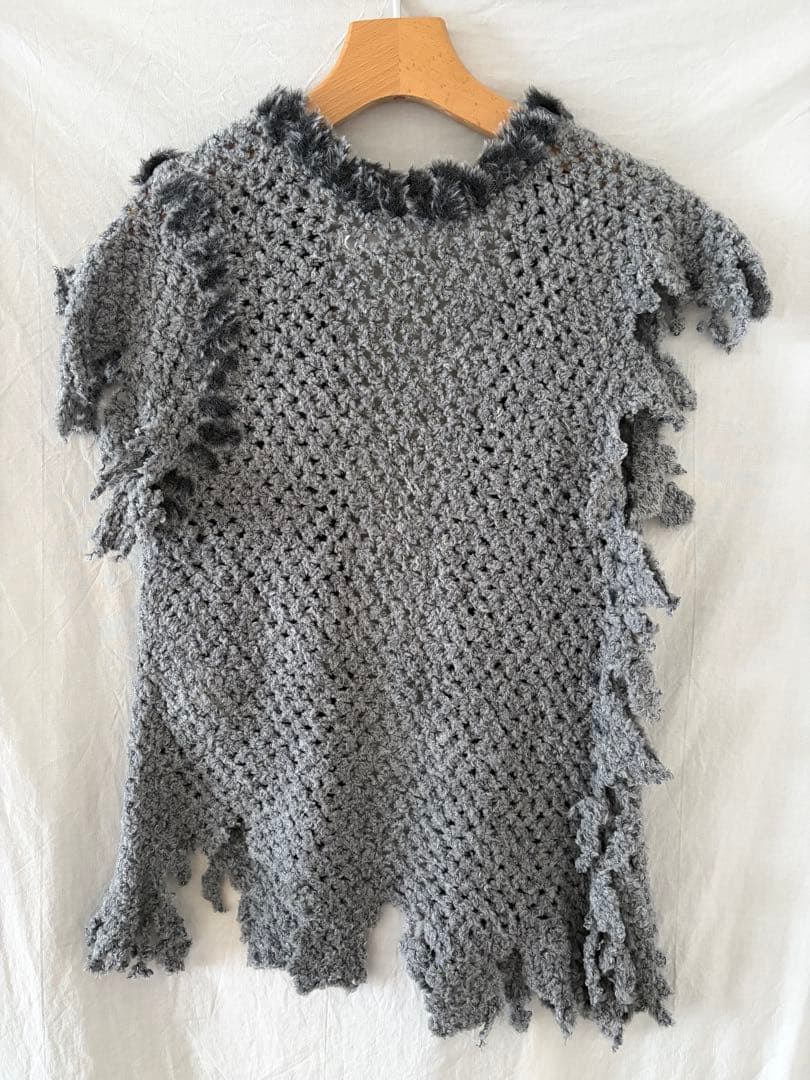トップス PERVERZE Fluffy-trim Mesh Knit Cardigan