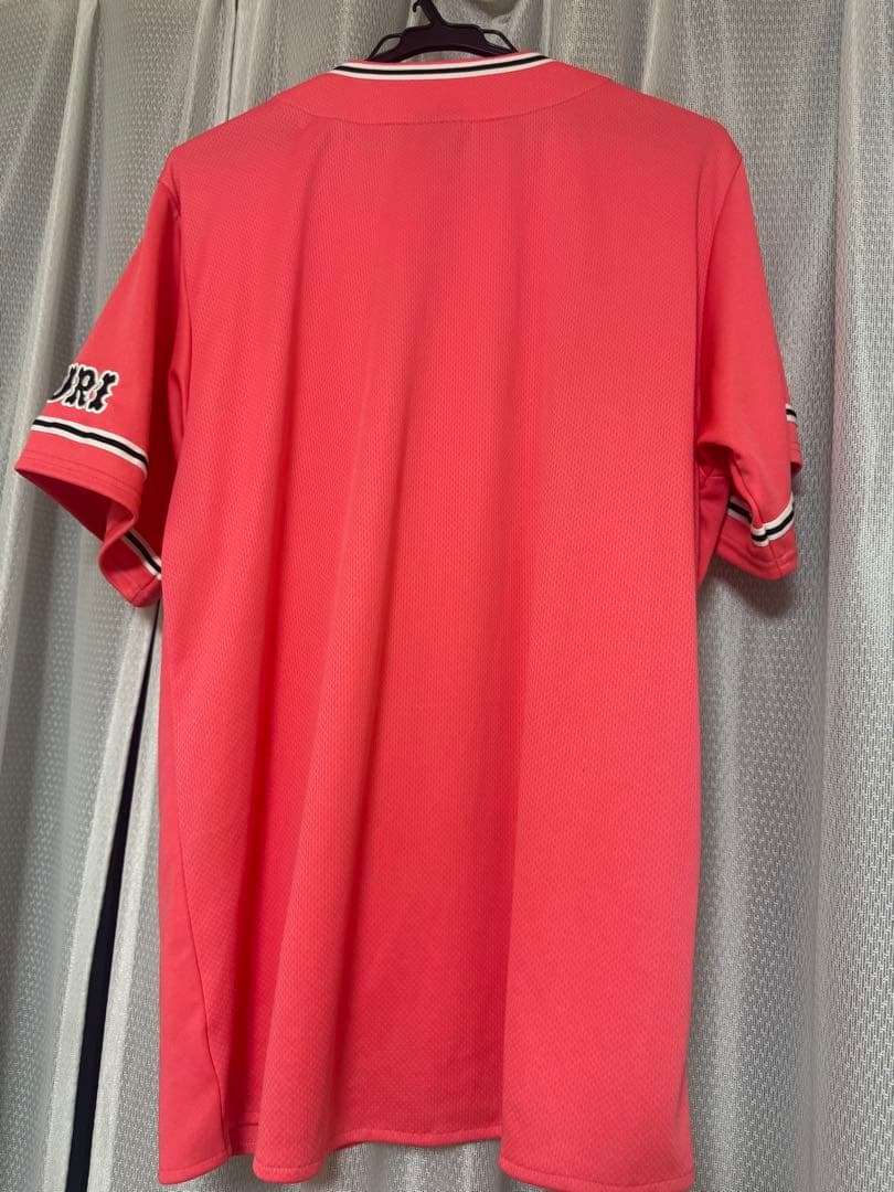 巨人 GIANTS ピンク ユニフォーム アンダーアーマー