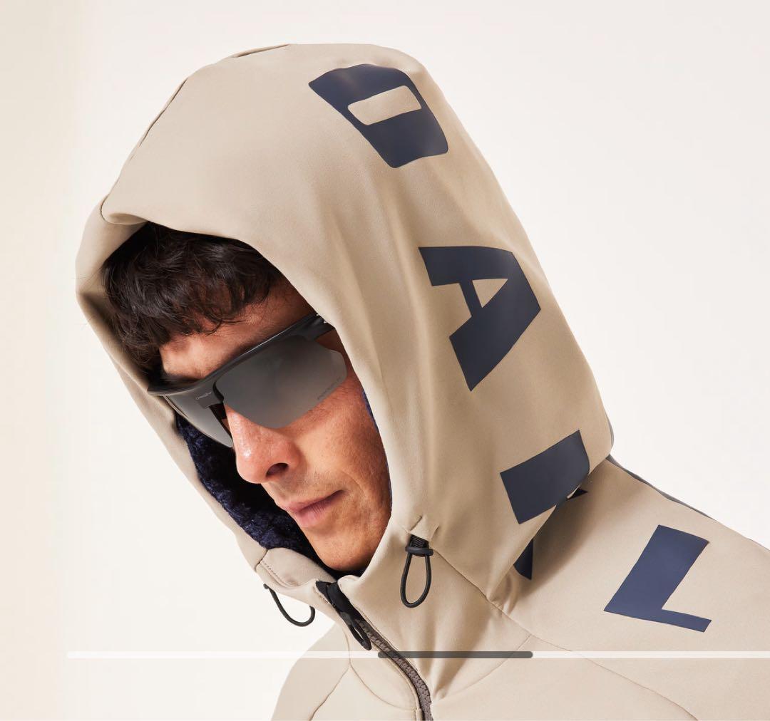 新品　オークリー　メンズ　トレーニングジャケット　ストレッチ　フード　2XL