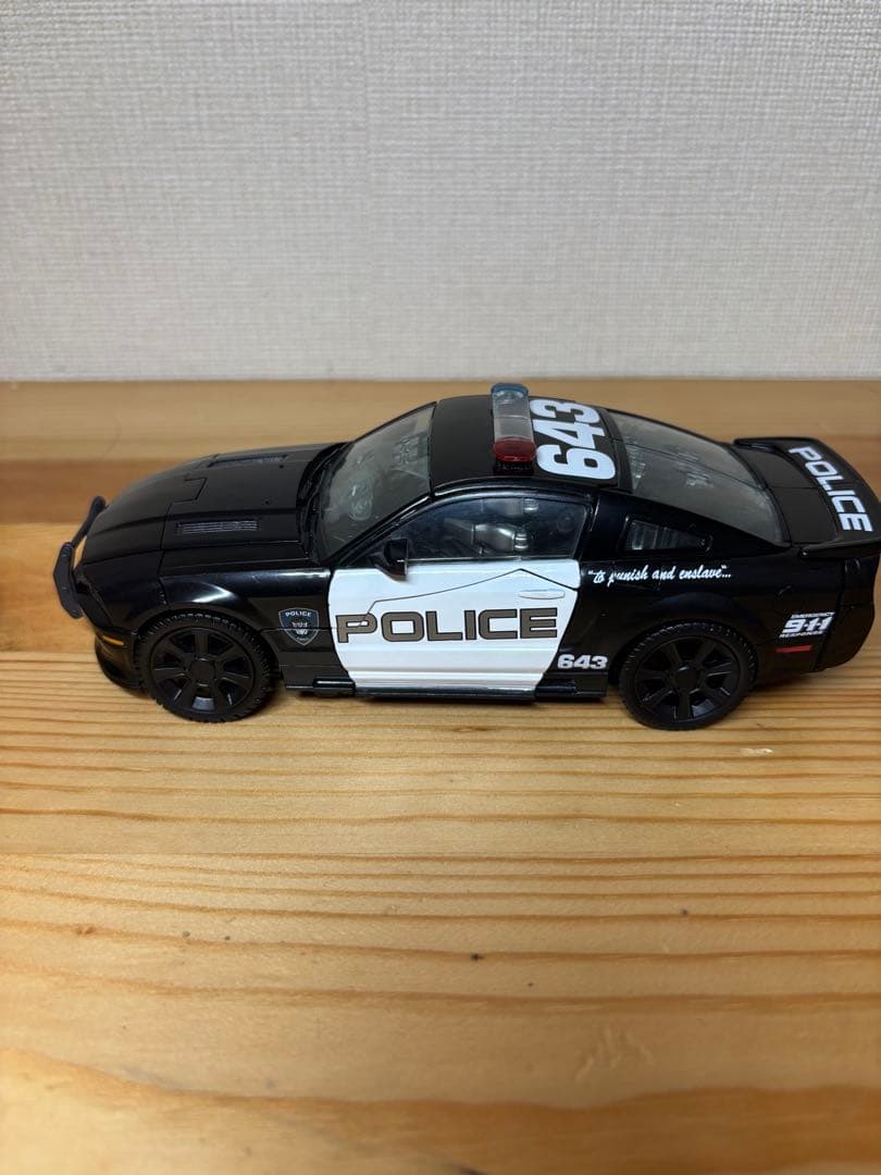 た*き様 トランスフォーマー　マスターピース　バリケード