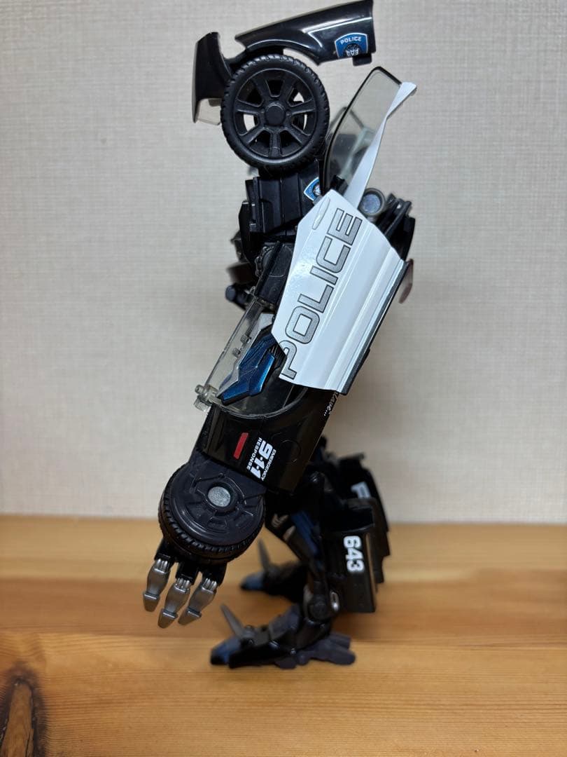 た*き様 トランスフォーマー　マスターピース　バリケード