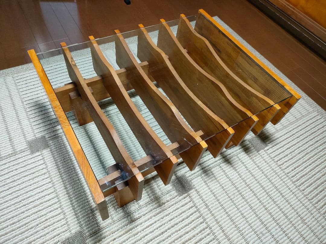 【最終値引】波状デザインの木製ガラス天板テーブル