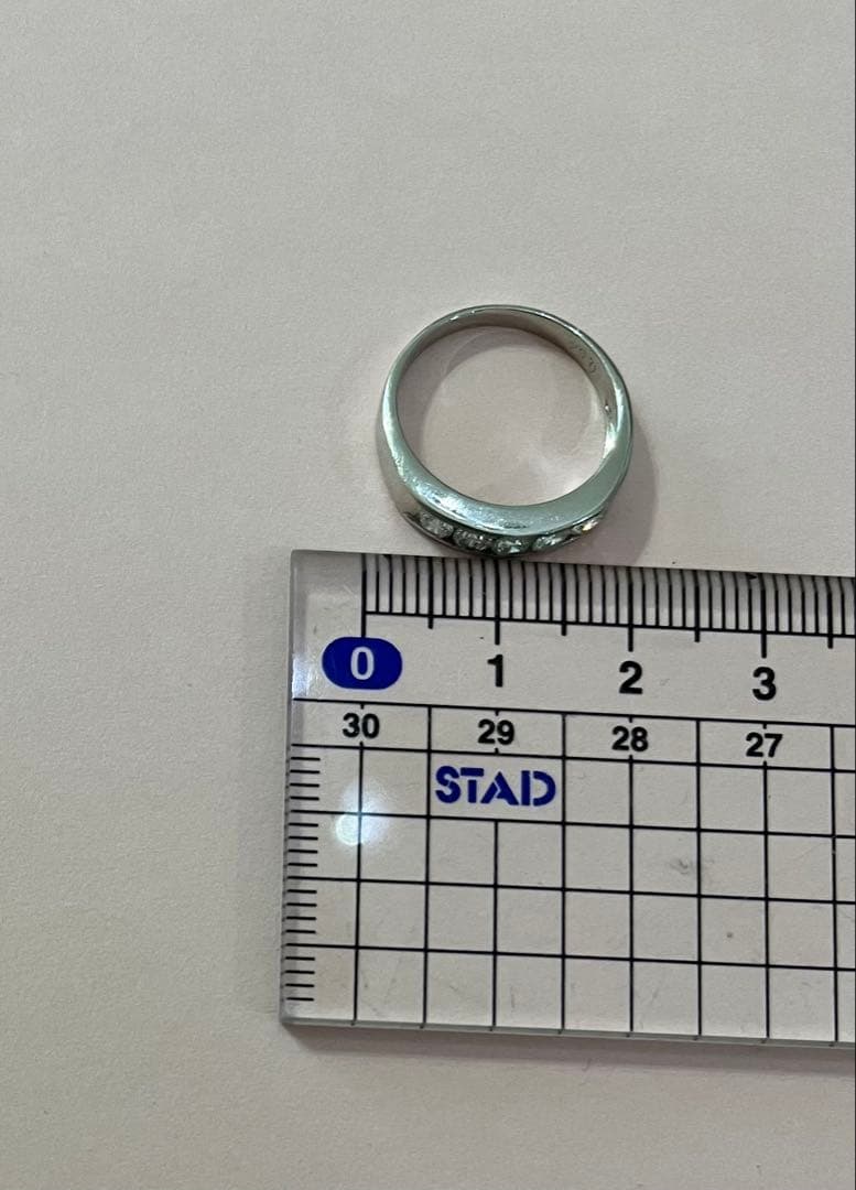 PT900 ダイヤモンドリング　0、54ct 指輪