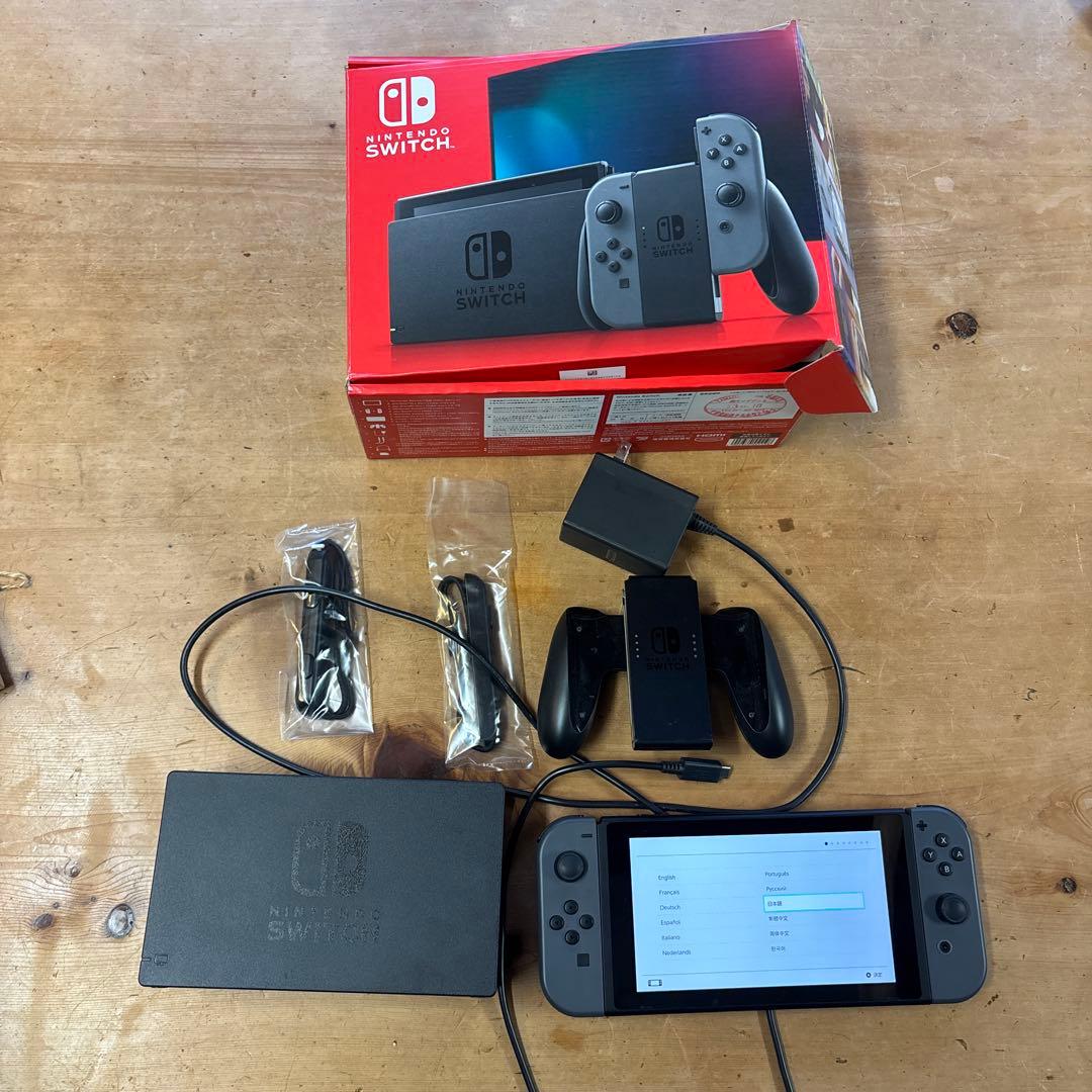 Nintendo Switch 本体 + Joy-Con + ドック＋sdカード