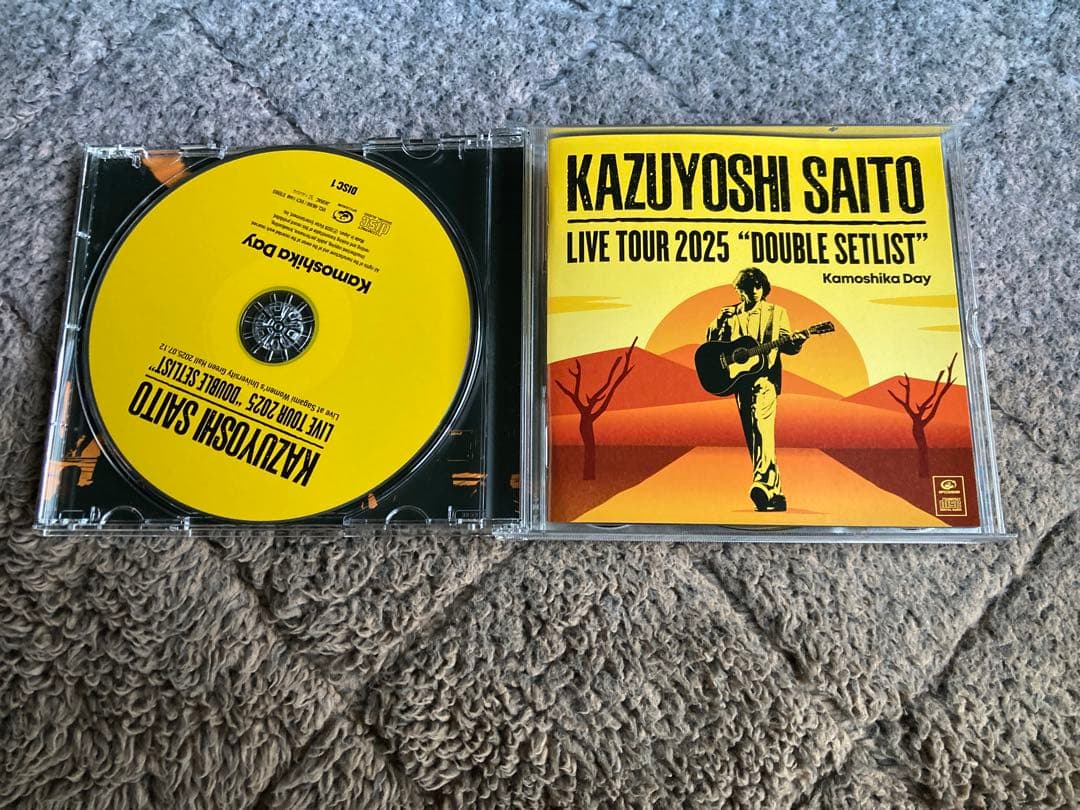 か*す様 斉藤和義　カモシカとオオカミ　限定盤ライブCD セットのみ　バッジはあ