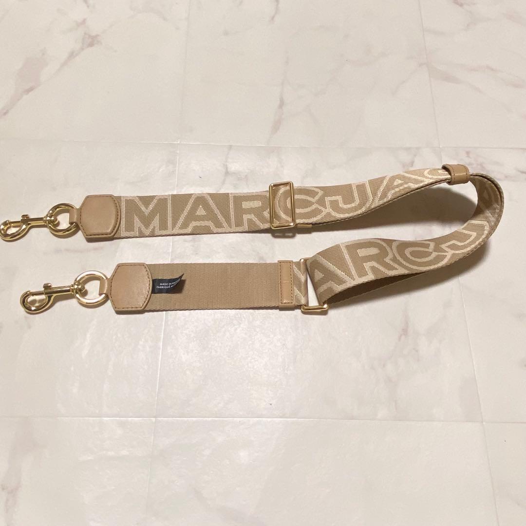 美品マークジェイコブ　MARC JACOBS ザ アウトライン ロゴ ストラップ