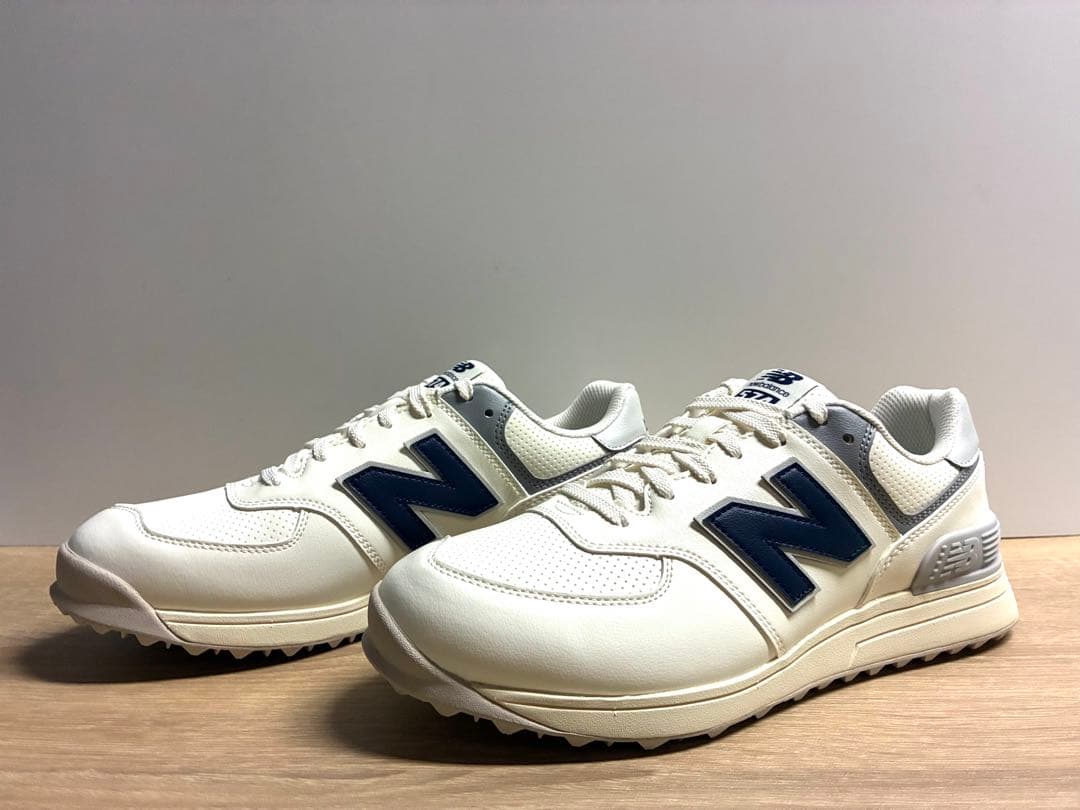未使用 25.5cm 2E ニューバランスゴルフシューズUG574E4 ホワイト