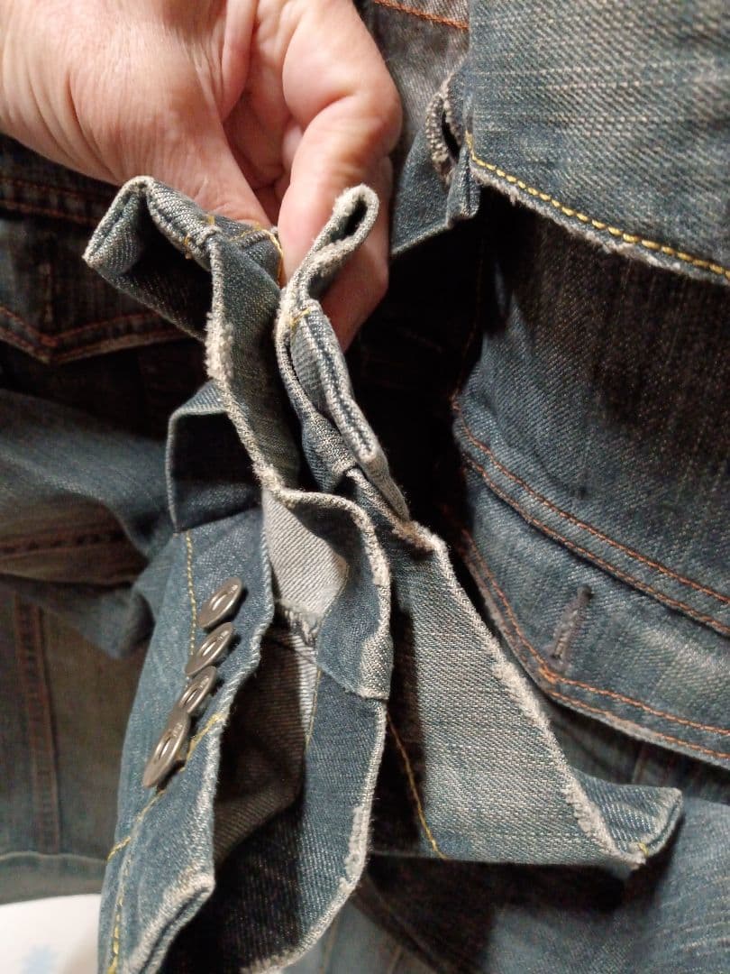 Levi'sブラックレーベルブラックスター廃盤品デニムジャケットＬサイズV24