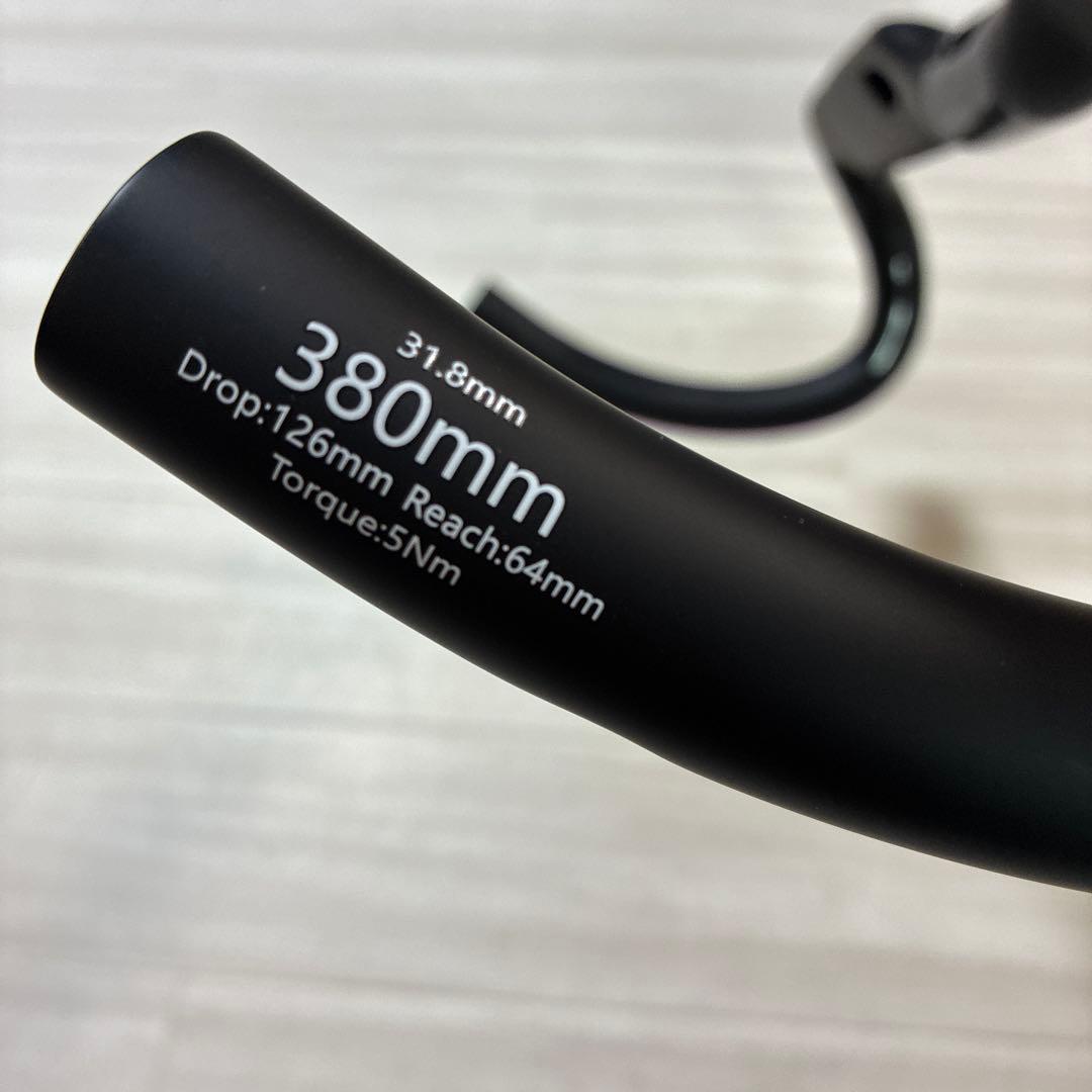 未使用品ULLICYC ロードカーボンハンドルバー　上380mm下400mm