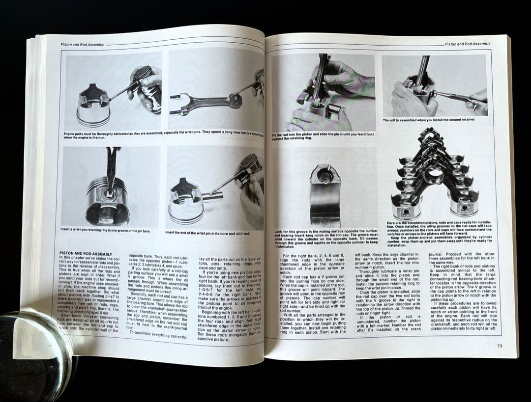 ビンテージ洋書　メンテナンスブック　スモールブロック LAモパーエンジン　ダッジ