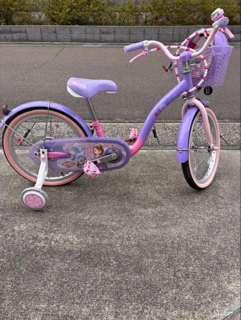 幼児用自転車 ピンクと紫 キャラクター付き