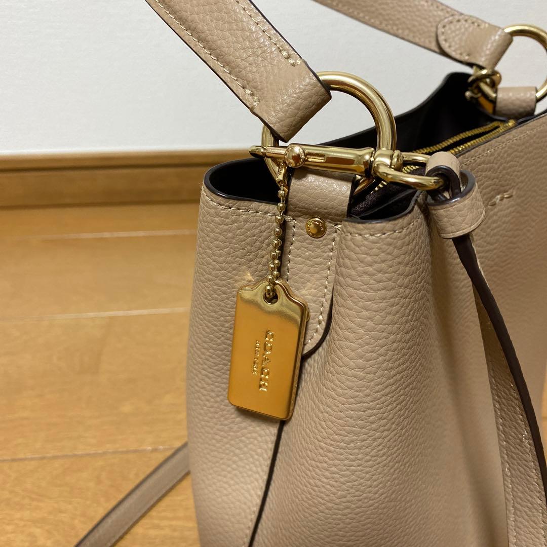 COACH ベージュ ショルダーバッグ