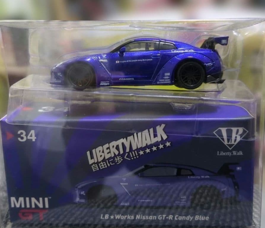 MINI GT LBWK 35GT-R CandyBLUE 初期カラーモデル
