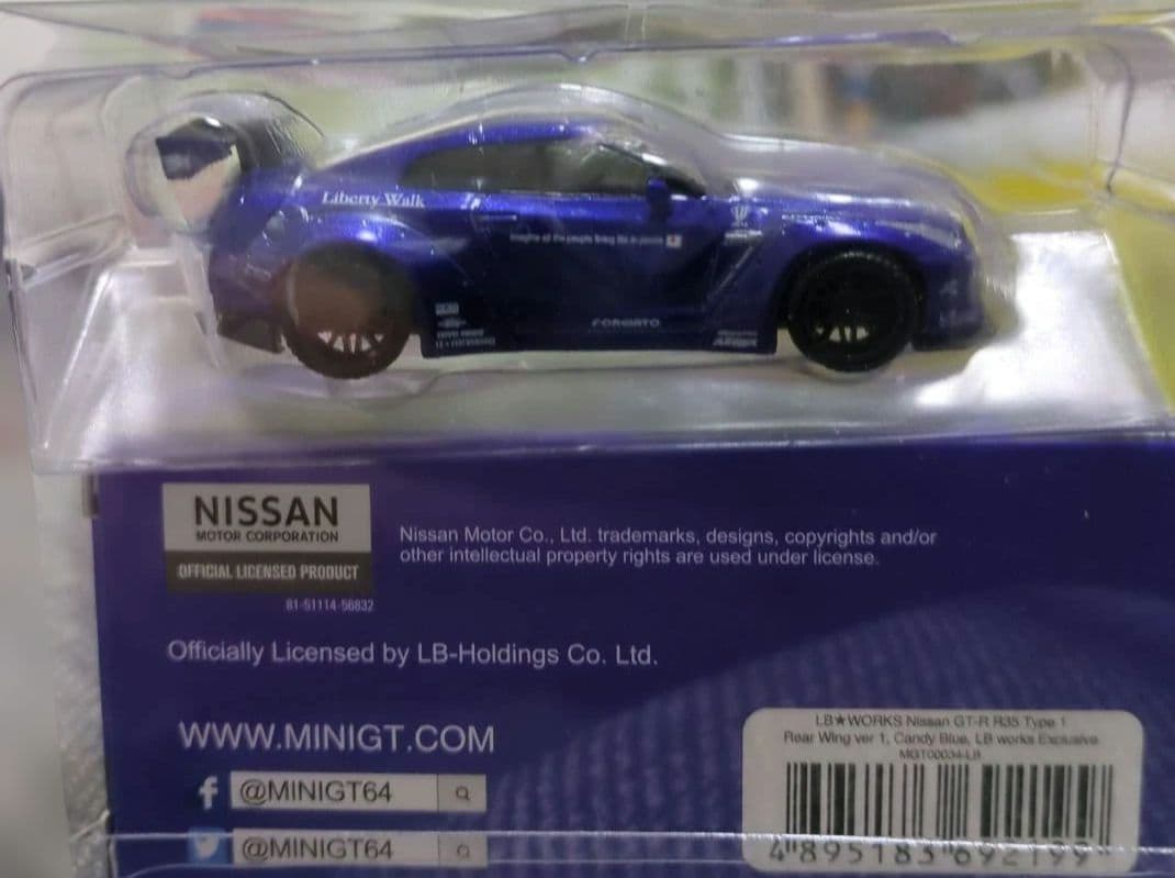 MINI GT LBWK 35GT-R CandyBLUE 初期カラーモデル