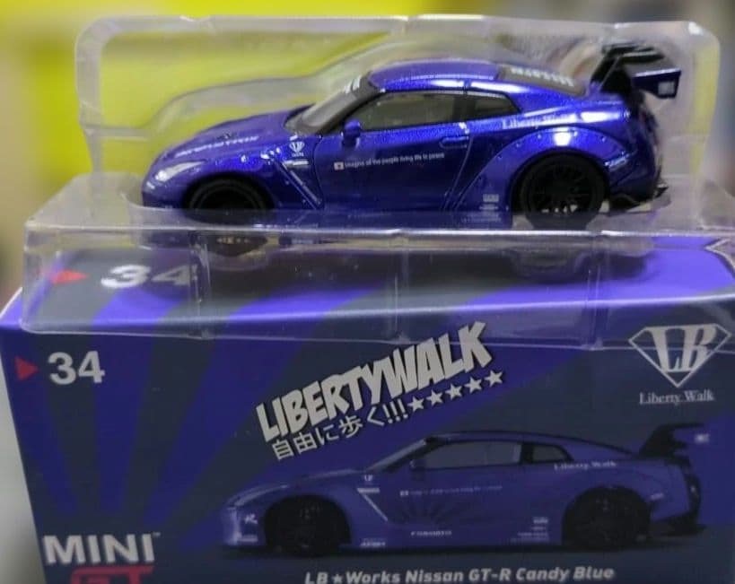 MINI GT LBWK 35GT-R CandyBLUE 初期カラーモデル