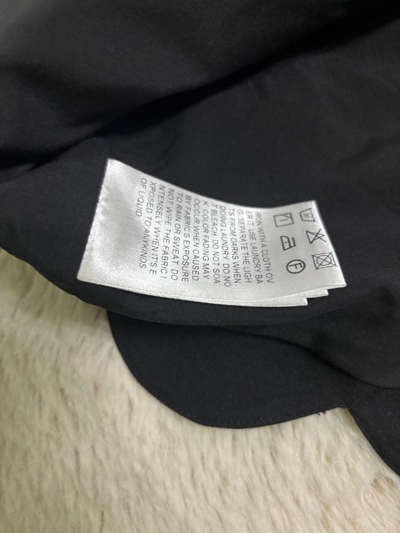 tnewties そばかすができた ベスト トゥエンティーズ ジレ