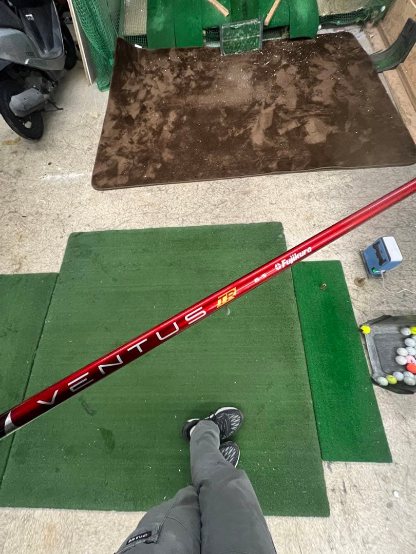 TaylorMade Qi4D ドライバー 9.0° ベンタスTRレッド