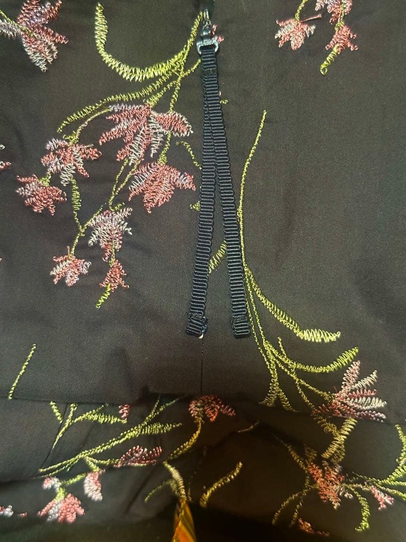 定価36,300円 ローズティアラ ジュエル ミディ丈 刺繍 ワンピース 42