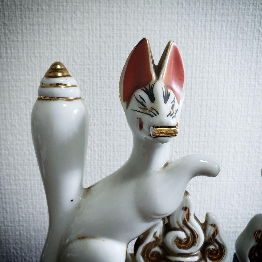 時代物　白磁　色絵　金彩　御稲荷様　神狐　稲荷狐　置物　一対　高さ21cm