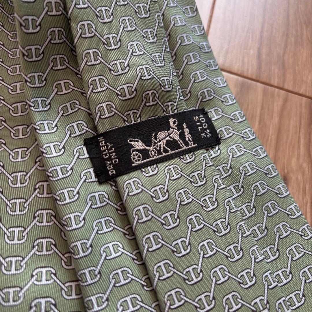 新品　未使用品　ネクタイ HERMES エルメス　グリーン　緑　シンプル