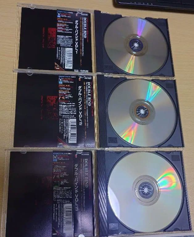 『パーフェクトブルー』のドラマCD『DOUBLE BIND』ダブルバインド3枚